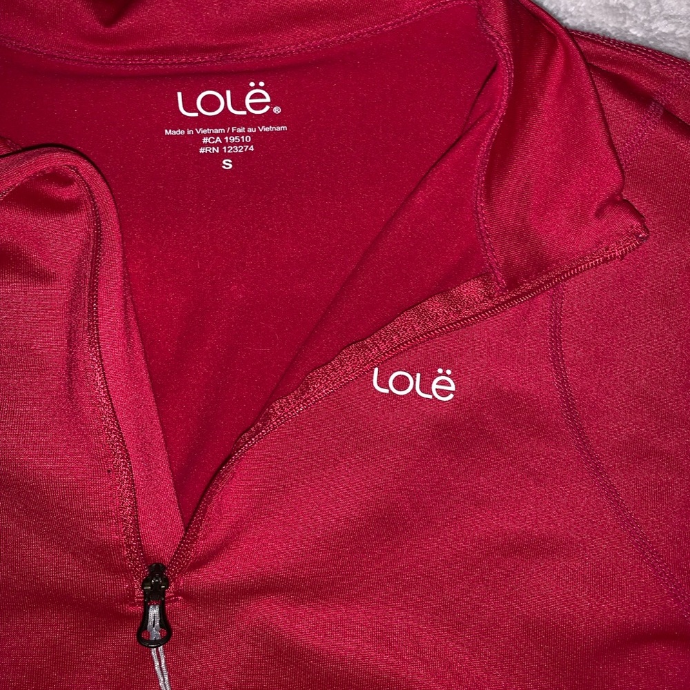 lolë 3/4 zip - Picture 2 of 3